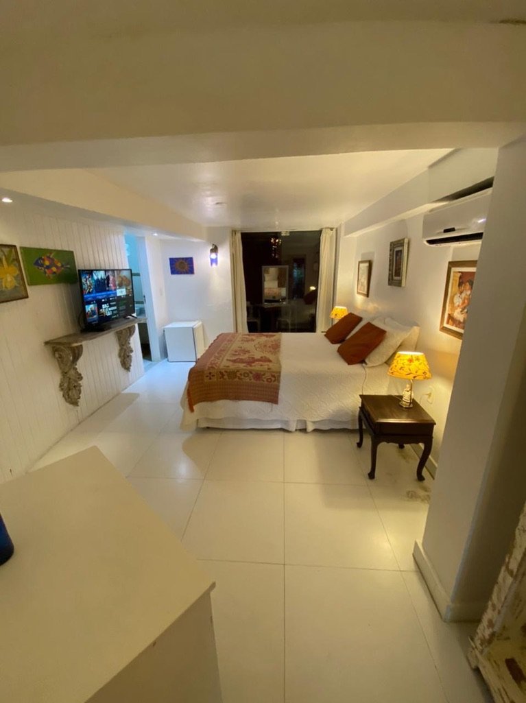 Acomodação Aquabarra House
