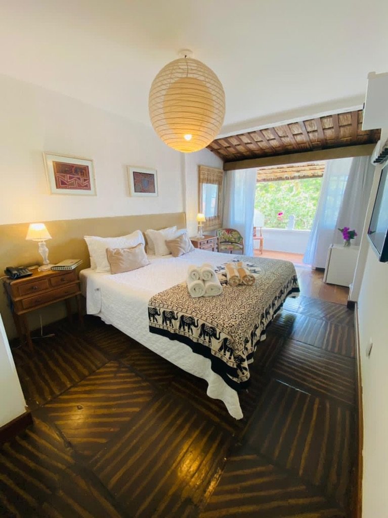 Acomodação Aquabarra House