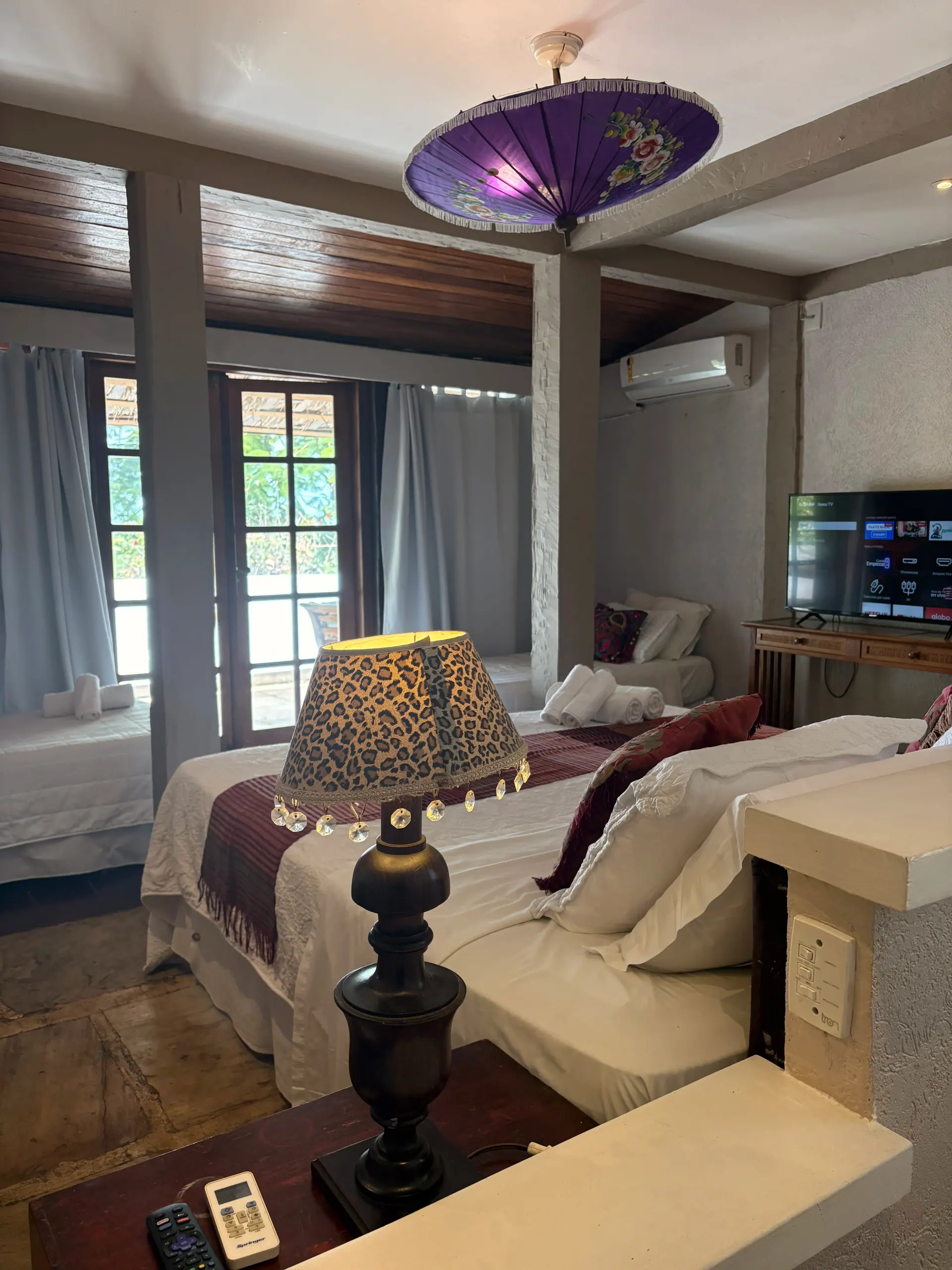 Acomodação Aquabarra House